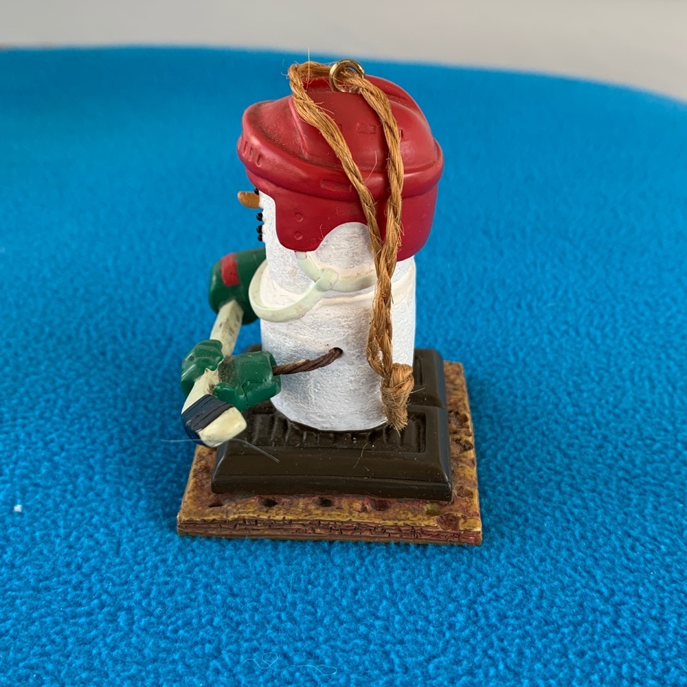 S’Mores Hockey Player Ornament - Picture 3 of 6